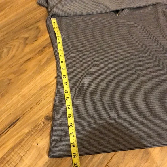 Eddie Bauer pullover - Picture 6 of 8